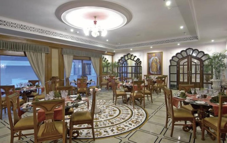 Hotel Shiv Vilas