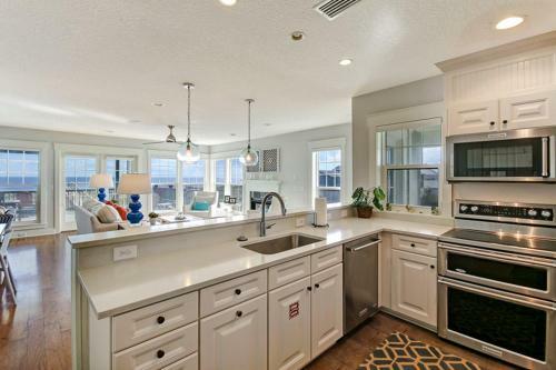 146 South Fletcher