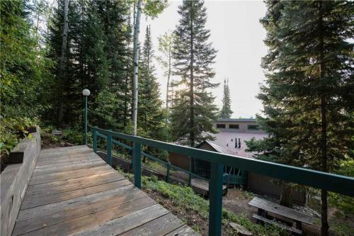 Rebel Hollow Chalet
