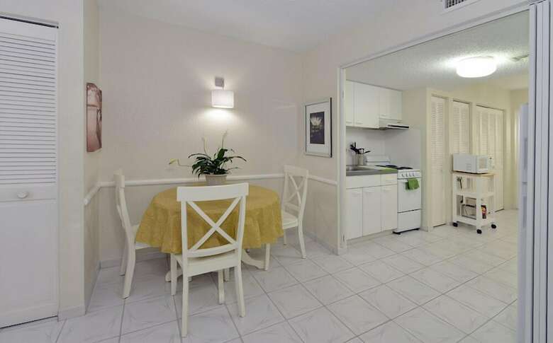 Apartamento Hollywood By The Sea Suites
