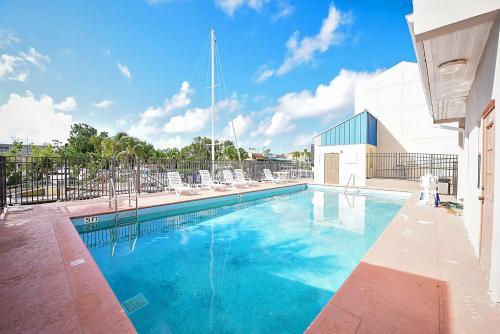 Aparthotel Key Largo Florida- Key West Inn