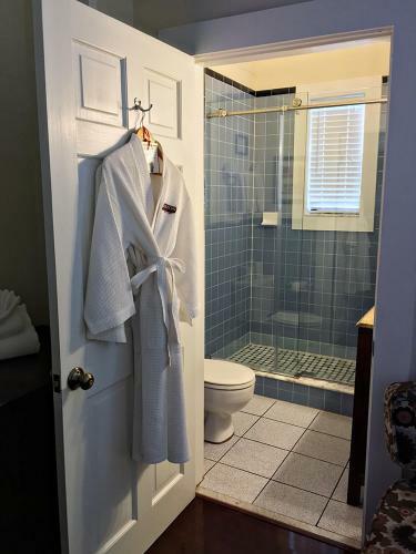Avalon Bed And Breakfast