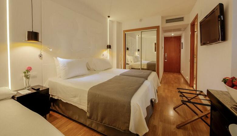 Hotel Evenia Rocafort