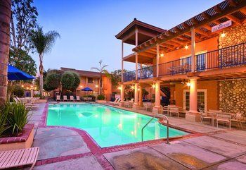Hotel Dolphins Cove Resort