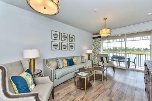 Apartamentos Solterra Golf Condo At The Lely Resort