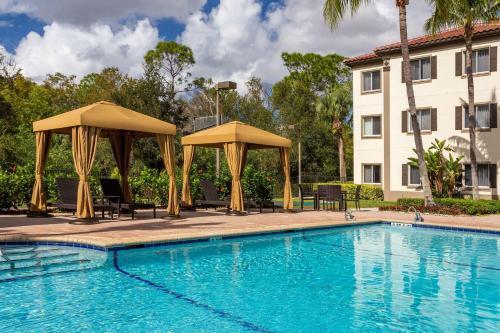 Hotel Hawthorn Suites By Wyndham Naples