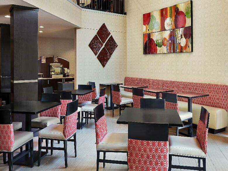 Hotel Holiday Inn Express Naples Downtown 5th Avenue