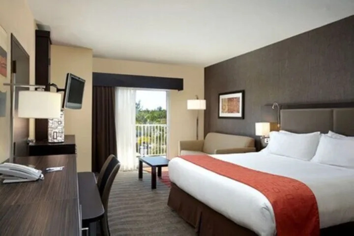 Hotel Holiday Inn Express Naples Downtown 5th Avenue