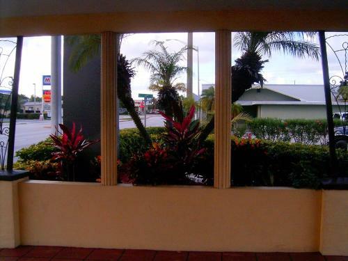 Motel Budget Inn Of Okeechobee