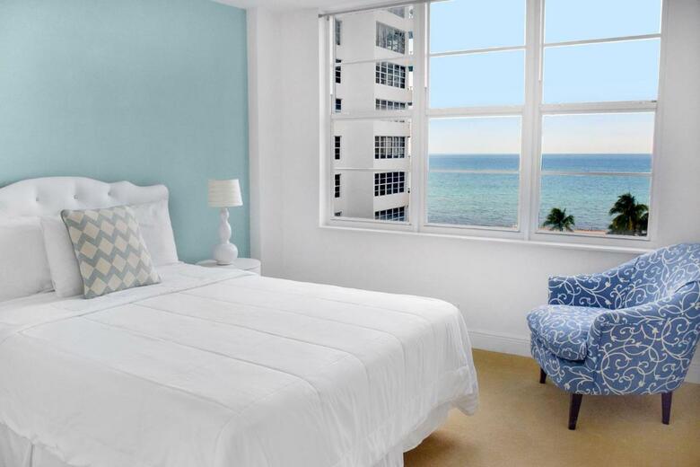 Apartamentos Seacoast Suites