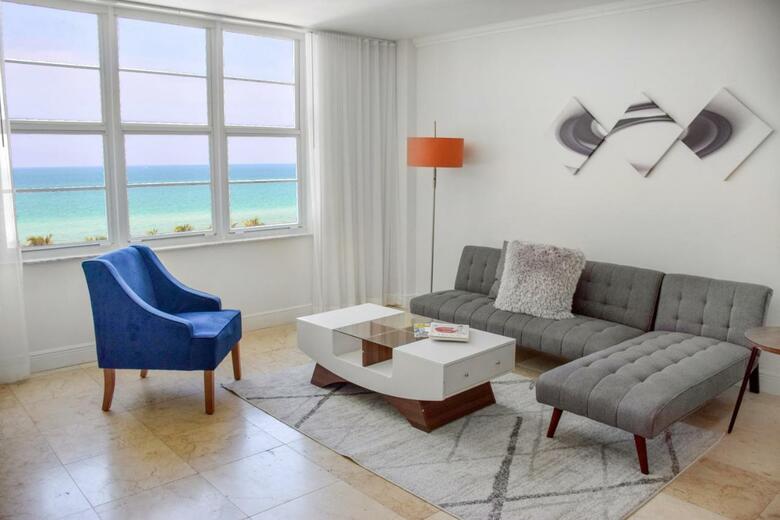 Apartamentos Seacoast Suites