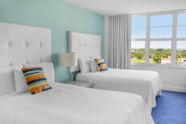 Apartamentos Seacoast Suites