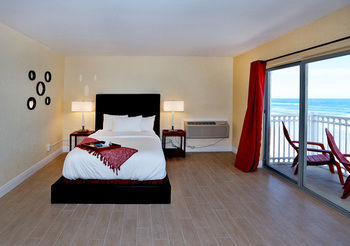 Hotel Chateau Mar Beach Resort