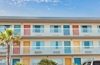 Hotel Days Inn Pensacola Beachfront