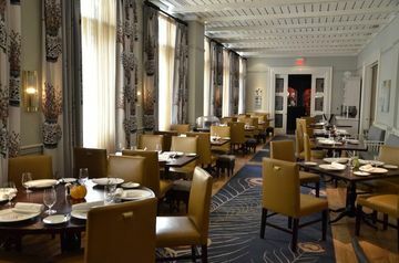 Royal Sonesta Hotel