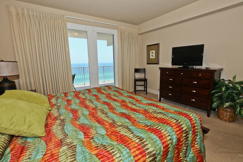 Aparthotel Laketown Wharf By Resort Collection