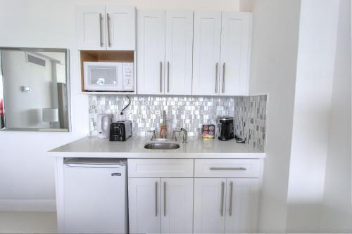 Deluxe Studios And Apartments At The Shelborne