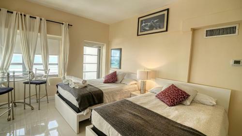 Deluxe Studios And Apartments At The Shelborne