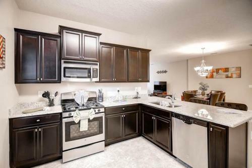 4329ac - Solterra Gated Resort