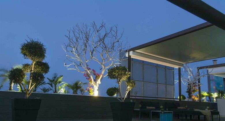 UNA Hotel One