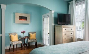 Bed & Breakfast Bayfront Marin House