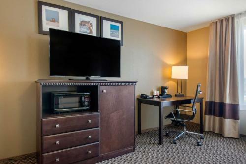 Hotel Comfort Suites Sarasota-siesta Key