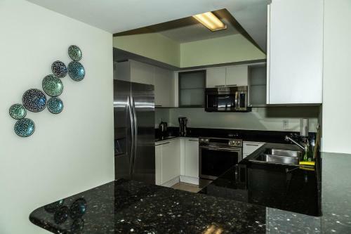 Apartamentos La Perla Condominium On The Beach