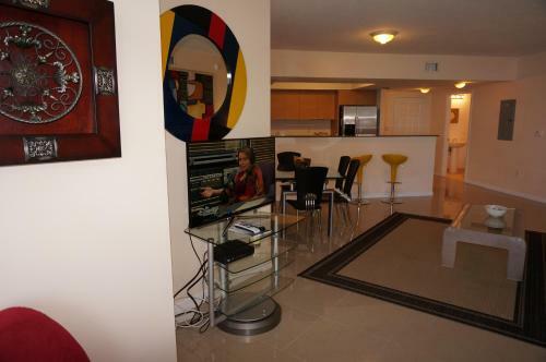 Apartamentos La Perla Condominium On The Beach