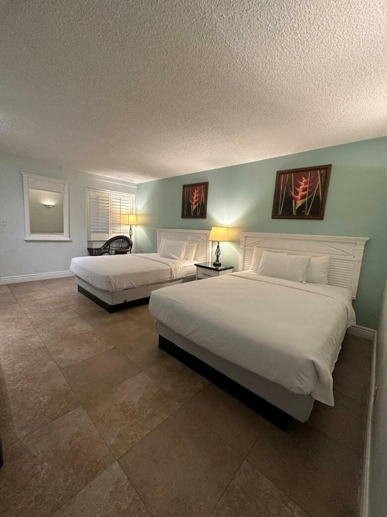 Hotel Tahitian Inn & Spa Tampa