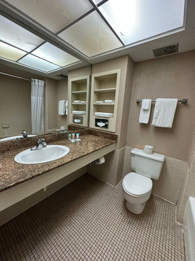 Hotel Tahitian Inn & Spa Tampa
