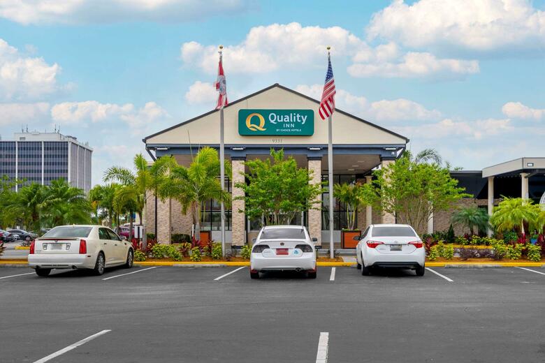 Hotel Clarion Inn Tampa - Brandon