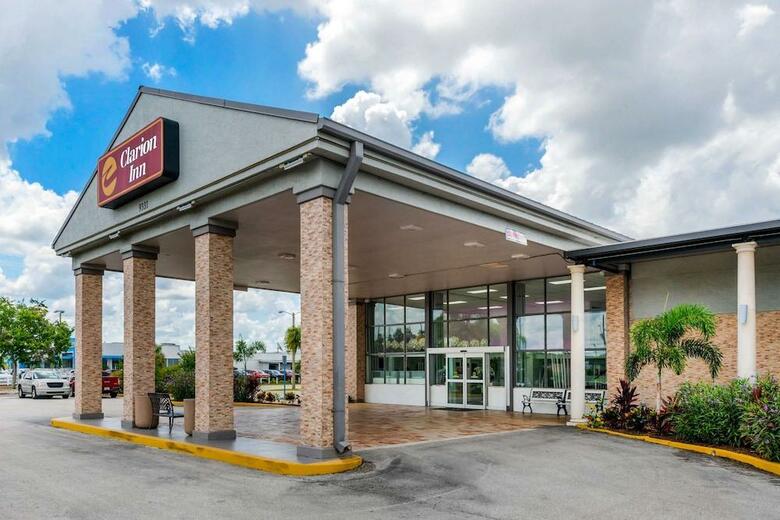 Hotel Clarion Inn Tampa - Brandon