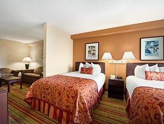 Hotel Ramada Suites Orlando Airport