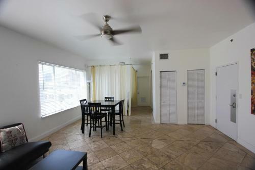 918 Ocean Drive Apartments