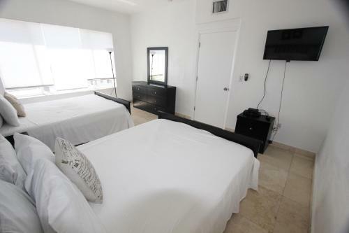 918 Ocean Drive Apartments