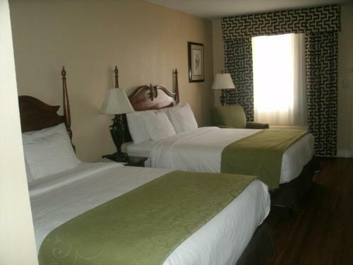 Posada Merry Acres Inn