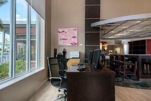 Hotel Doubletree By Hilton Savannah Airport