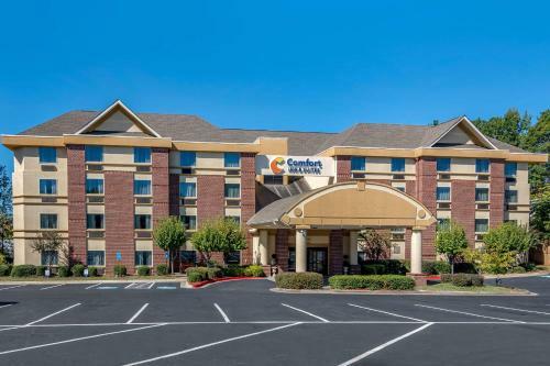 Hotel Comfort Inn And Suites