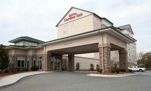 Motel Baymont Inn And Suites - Valdosta
