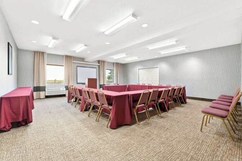 Hotel Comfort Suites Warner Robins