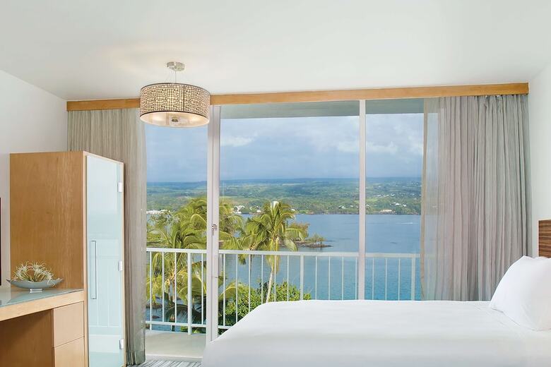 Hilo Naniloa Hotel