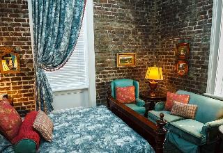 Bed & Breakfast East Bay Inn