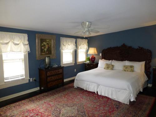 Savannah Bed & Breakfast Inn