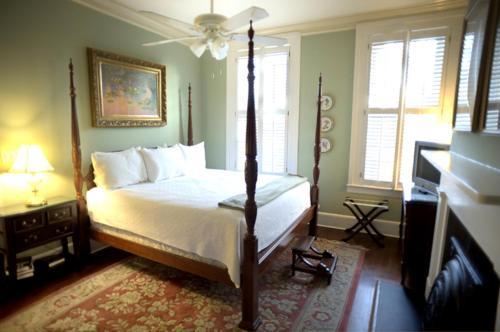 Savannah Bed & Breakfast Inn