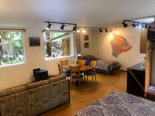 Bed & Breakfast Volcano Inn
