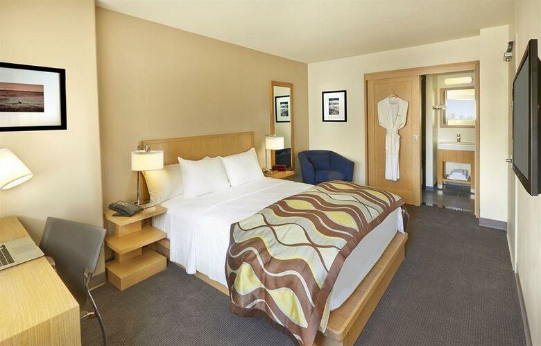 Vive Hotel Waikiki