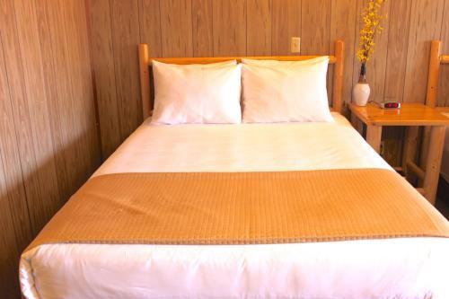 Posada Rustic Inn