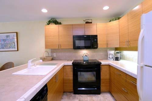 Aparthotel Maui Kamaole By Condominium Rentals Hawaii