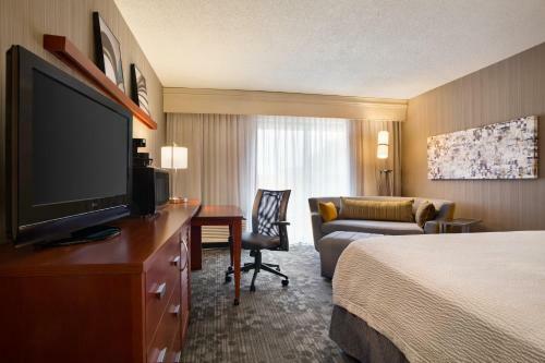 Hotel Courtyard By Marriott Champaign