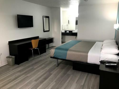 Motel 6 Metropolis